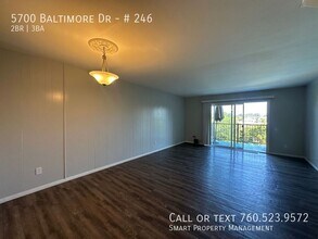 5700 Baltimore Dr in La Mesa, CA - Building Photo - Building Photo