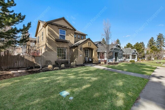 61567 O'Dell Lake Dr in Bend, OR - Building Photo - Building Photo