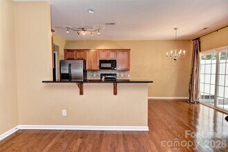 10218 Blakeney Preserve Dr in Charlotte, NC - Building Photo - Building Photo