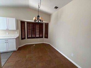 2540 W Falbrook Way in Tucson, AZ - Building Photo - Building Photo