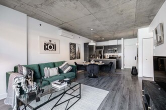 2130 Rue Laforce in Montréal, QC - Building Photo - Building Photo