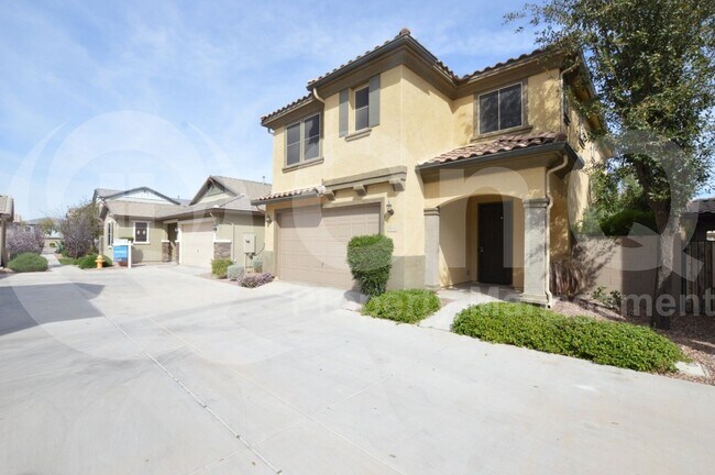 property at 214 E Bluejay Dr