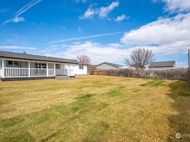857 Vista Dr in Moses Lake, WA - Building Photo - Building Photo