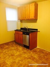 11 Carpenter St in Boston, MA - Building Photo - Building Photo