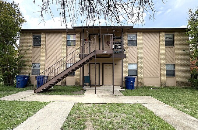 207 Northern Dove Ln, Unit B in Copperas Cove, TX - Foto de edificio - Building Photo