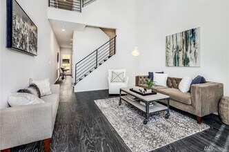 6630 Carleton Ave S in Seattle, WA - Building Photo - Building Photo