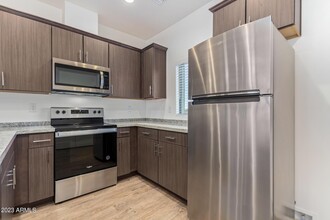 2063 E Lemon St in Tempe, AZ - Building Photo - Building Photo