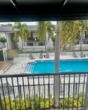 3909 W Cleveland St in Tampa, FL - Building Photo - Building Photo