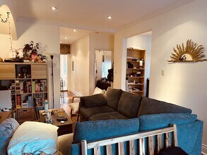 20-20 Triller Ave in Toronto, ON - Building Photo - Building Photo