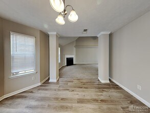 4411 Gladewood Run in Union City, GA - Building Photo - Building Photo
