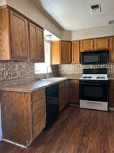 2201 S Bonham St in Amarillo, TX - Building Photo - Building Photo