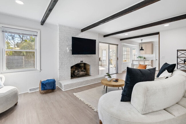 property at 5320 Waterview Dr