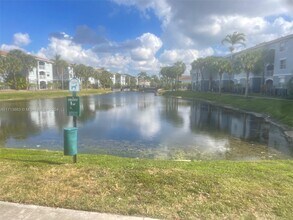 165 NW 96th Terrace in Pembroke Pines, FL - Building Photo - Building Photo