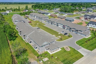 Tranquil Trails in De Pere, WI - Building Photo - Building Photo