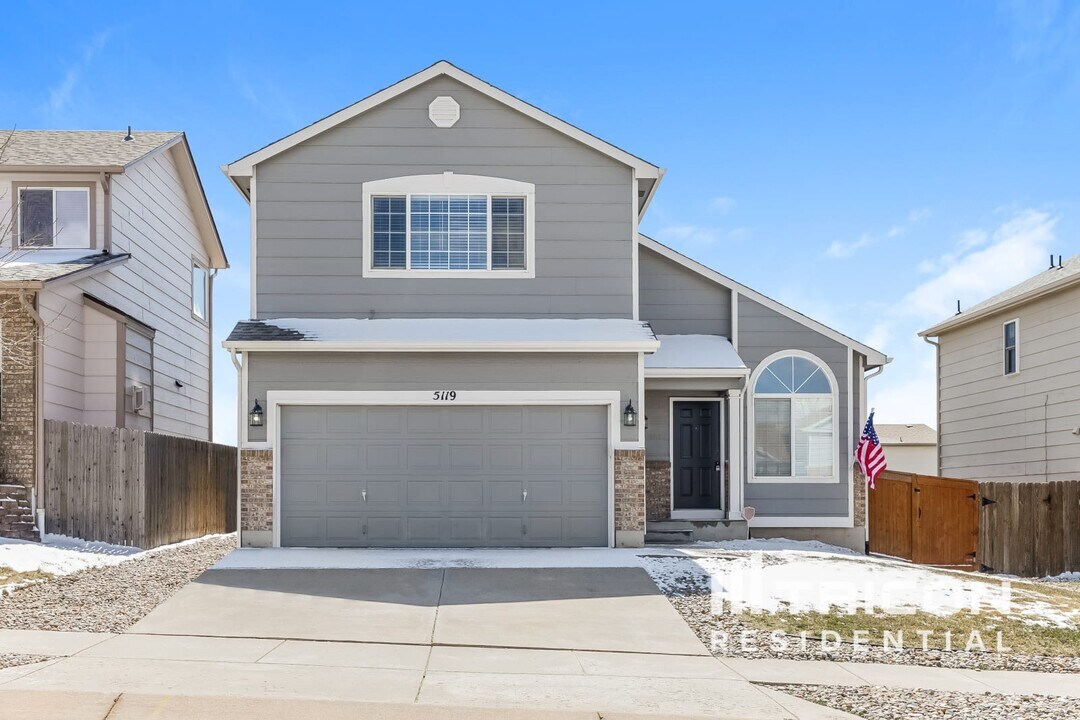 5119 Chaise Dr in Colorado Springs, CO - Building Photo