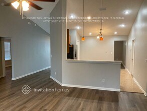 14079 Crestwick Dr W in Jacksonville, FL - Building Photo - Building Photo