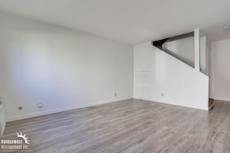 8120 Winter Gdns Blvd in Lakeside, CA - Building Photo - Building Photo