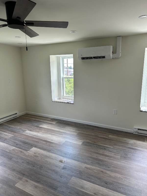 107 S Wood St in Middletown, PA - Building Photo - Building Photo