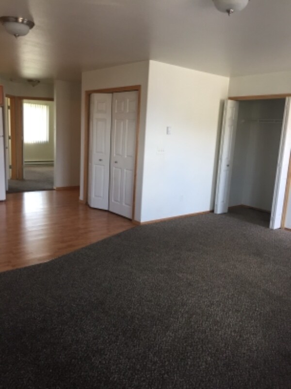 105 E King St in East Helena, MT - Building Photo - Building Photo