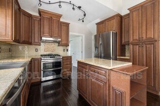 1305 Goldspot Ct in Apex, NC - Building Photo - Building Photo