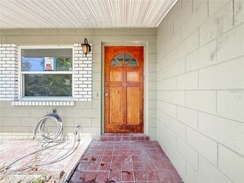 5643 86th Ave in Pinellas Park, FL - Building Photo