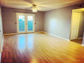 4300 Wisteria Landing Cir in Louisville, KY - Building Photo - Building Photo