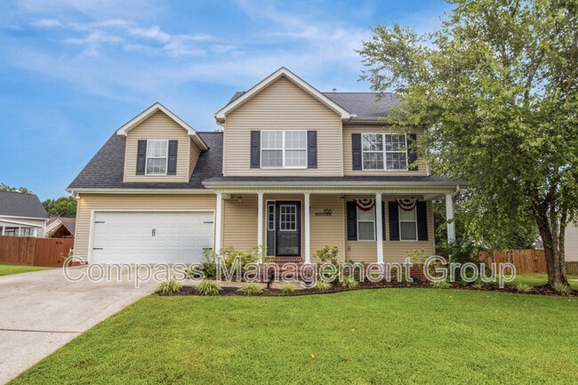 property at 1136 Paxton Dr