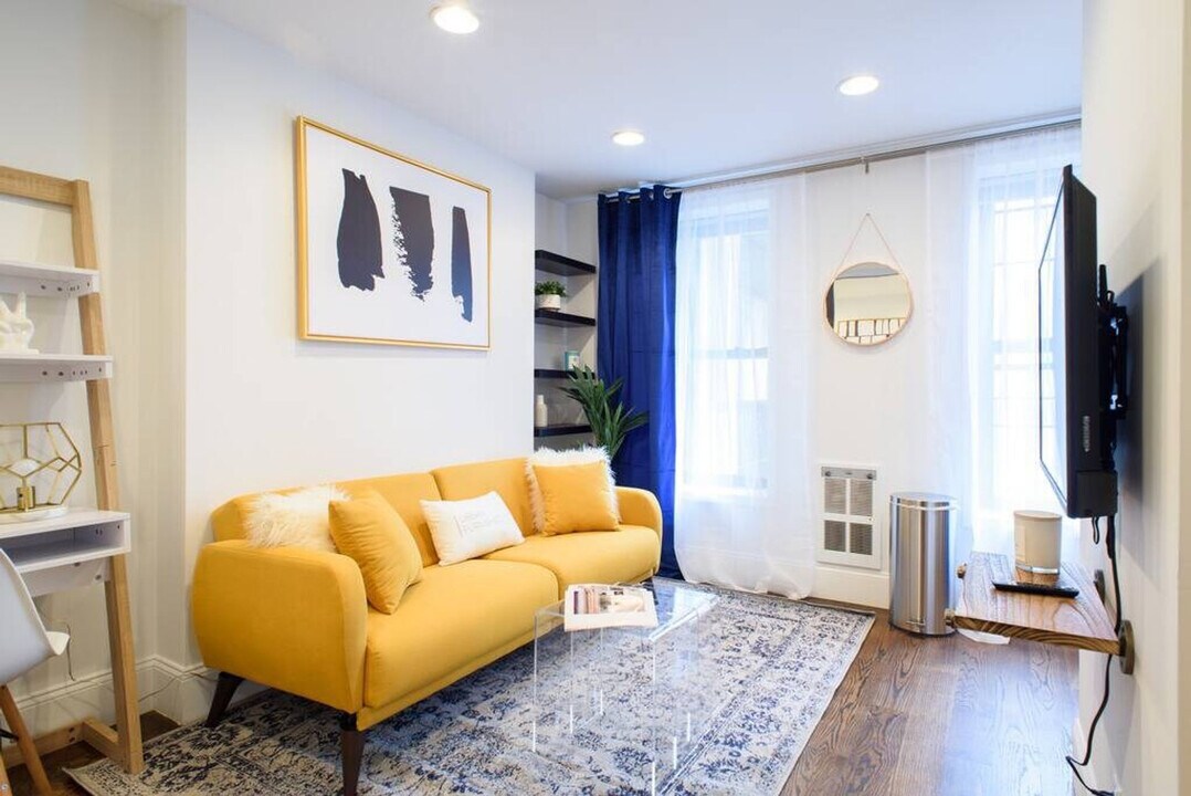 69 Clinton St in New York, NY - Building Photo
