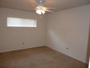 250 Little St-Unit -#D101 & D304 in Athens, GA - Building Photo - Building Photo