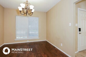 2716 Hemingway Dr in Grand Prairie, TX - Building Photo - Building Photo