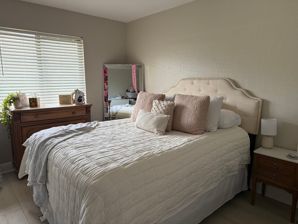 12501 Cold Stream Dr, Unit 403 in Ft. Myers, FL - Building Photo