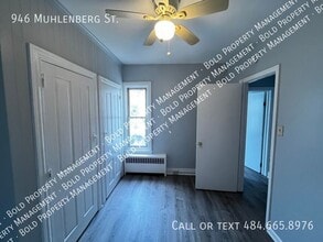 946 Muhlenberg St in Reading, PA - Foto de edificio - Building Photo