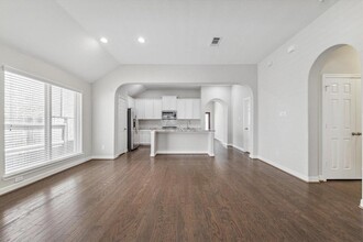 23618 Carducci Dr in Richmond, TX - Building Photo - Building Photo