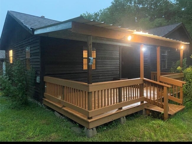 10451 County Rd 909 in Alvin, TX - Building Photo - Building Photo