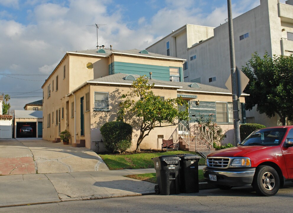 448 N Gardner St in Los Angeles, CA - Building Photo