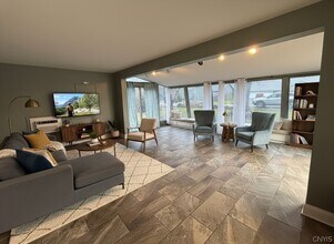 7420 Mapleview Rd in Cicero, NY - Building Photo - Building Photo