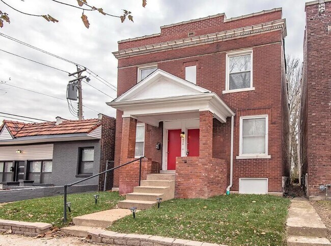 property at 4920 Wise Ave