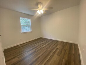 818 Airport Rd in Rockport, TX - Building Photo - Building Photo