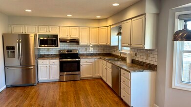 3505 Godfrey Dr in Columbia, MO - Building Photo - Building Photo