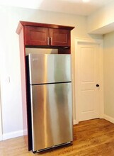 49 Beech Glen St, Unit 2 in Boston, MA - Foto de edificio - Building Photo