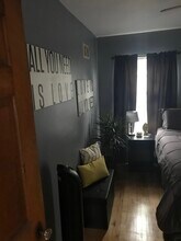 8815 W Center St, Unit 4 in Milwaukee, WI - Building Photo - Building Photo
