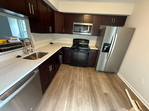 9166 Canterbury Riding in Laurel, MD - Building Photo - Building Photo