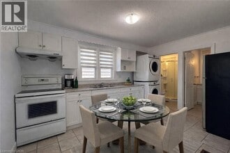 480 Ottawa Street S in Kitchener, ON - Building Photo - Building Photo