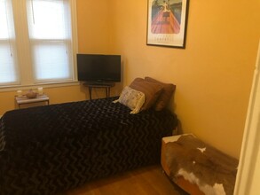 144 Homestead St, Unit 2 in Boston, MA - Building Photo - Building Photo