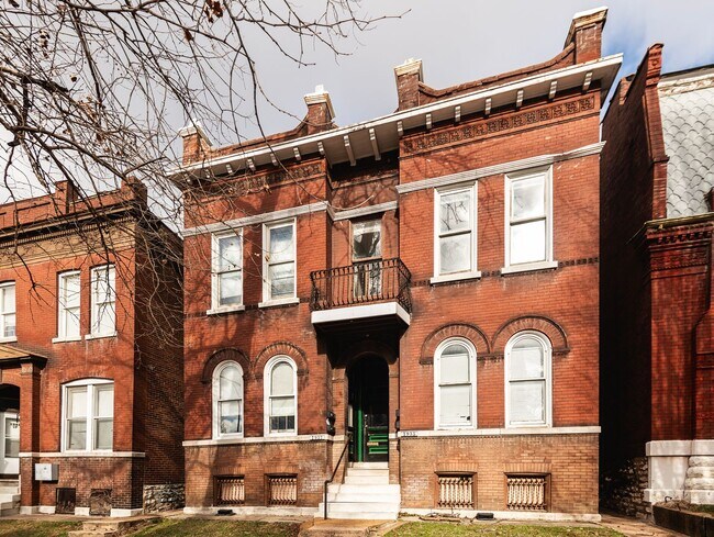 property at 1935 Utah St