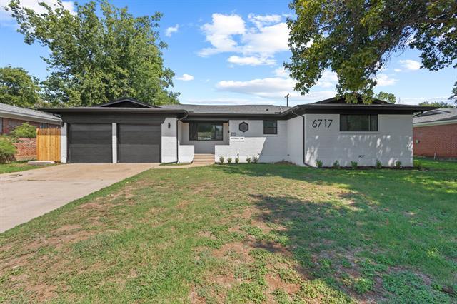 6717 Victoria Ave in North Richland Hills, TX - Building Photo