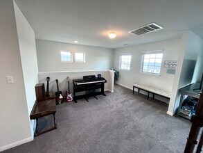 8201 Daisy Cutter Crossing in Georgetown, TX - Building Photo - Building Photo
