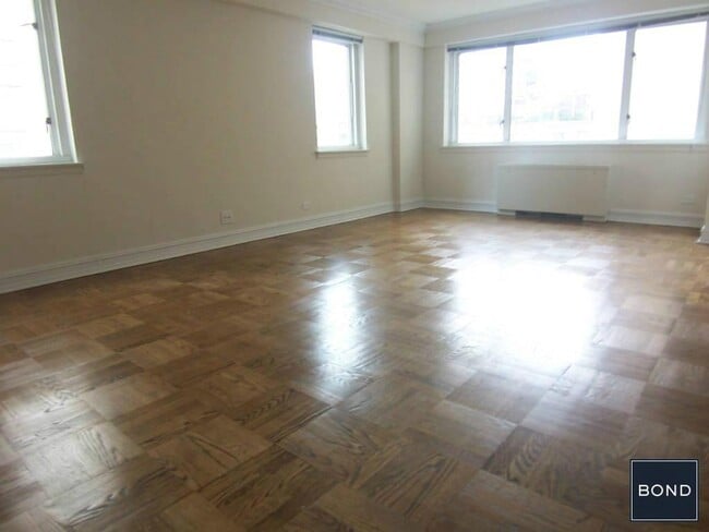 property at 200 E 71st St