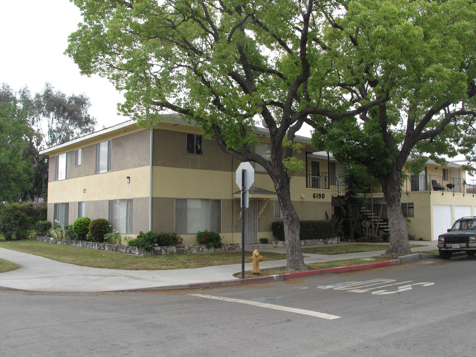 6190 California Ave in Long Beach, CA - Building Photo