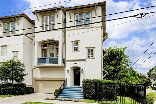 property at 1539 Beall St